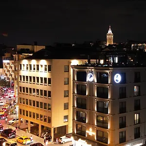 Pera Bosphorus Istanboel