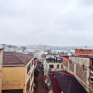Taksim Luxurious Galata Hotel Aparthotel