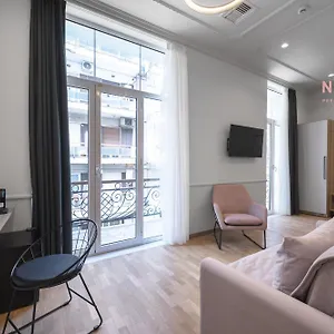 https://ester-suites-nilie-hospitality-mgmt.hotels-of-thessaloniki.com