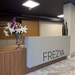 Frezya - Exclusively Woman Hotel