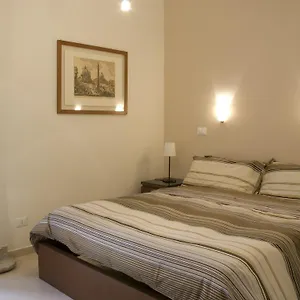 https://jolie-bb.it-romehotels.com